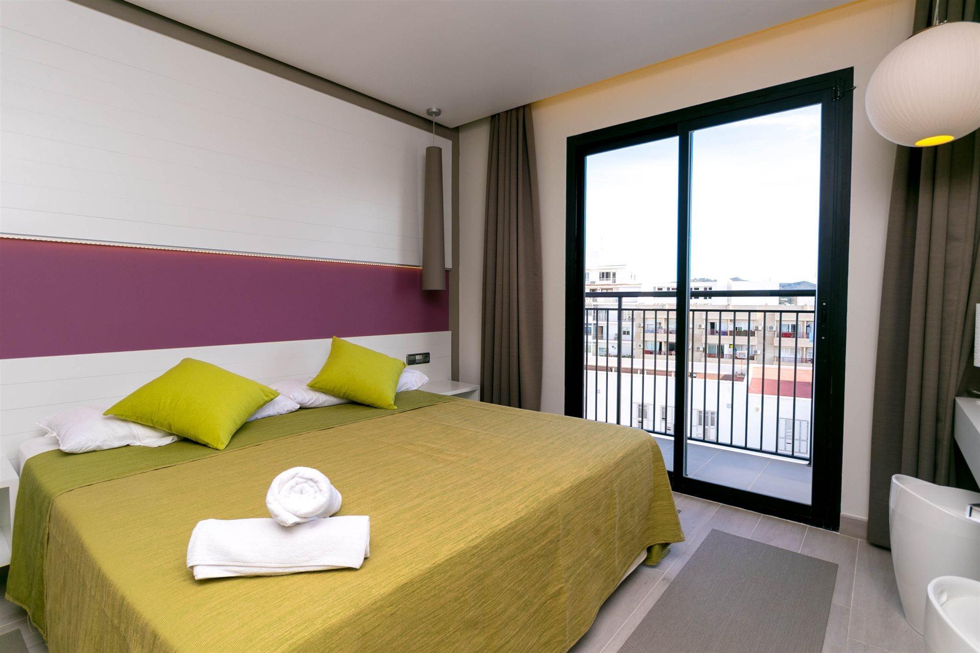 The Purple Hotel - Adults Only サンアントニオアバド エクステリア 写真