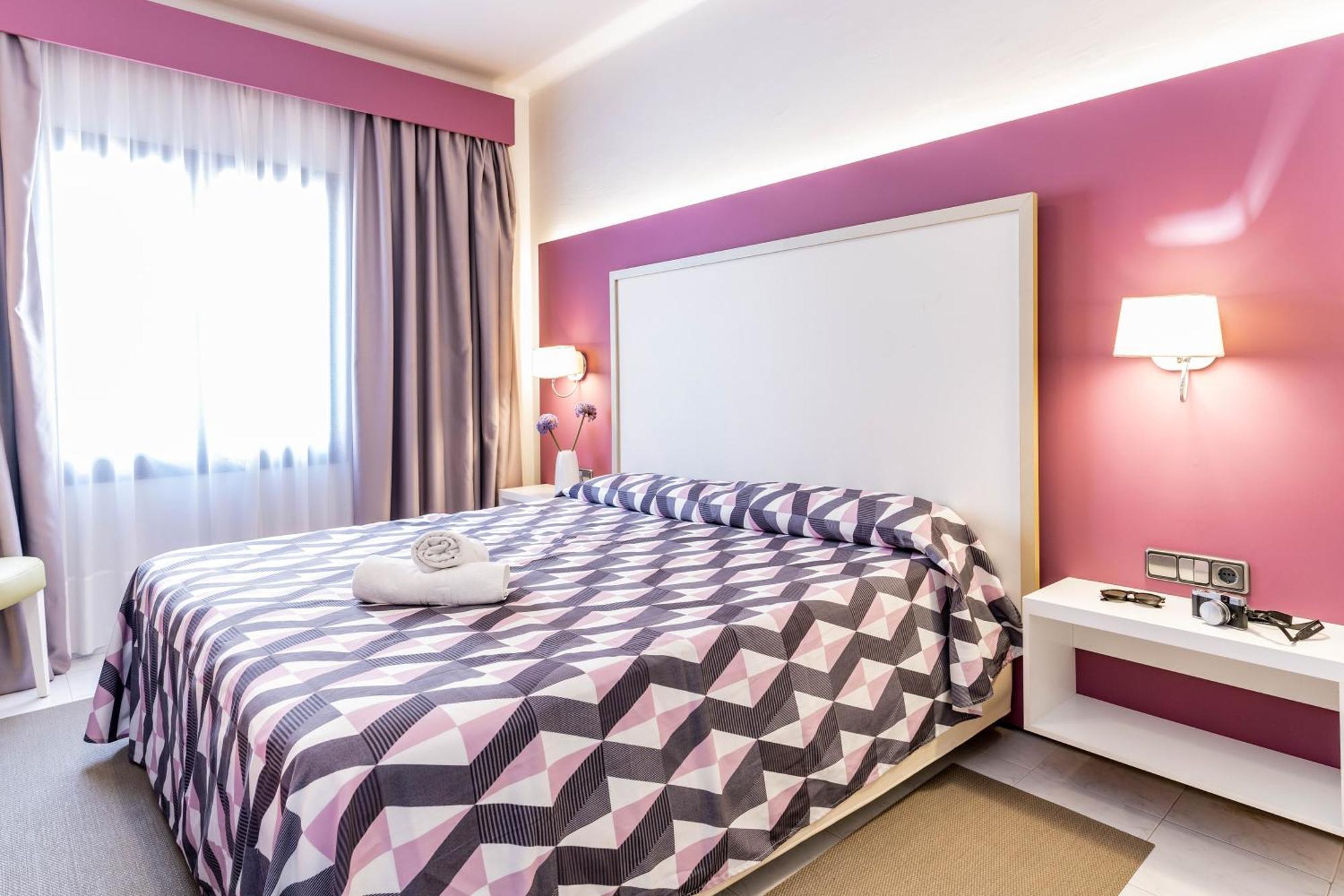The Purple Hotel - Adults Only サンアントニオアバド 部屋 写真